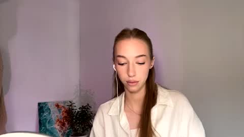 Amelia online show from 06/14/26, 08:27
