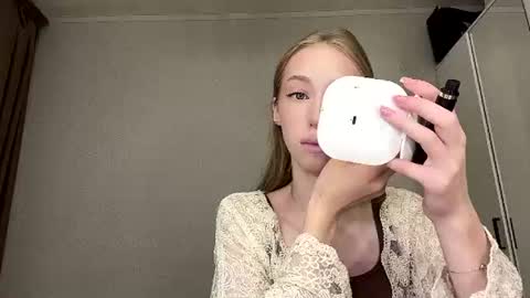 Amelia online show from 07/28/26, 08:54
