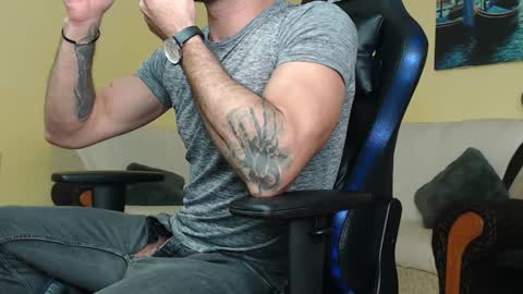 Snapshot of marioslim chatting on 01/02/25, 02:46 marioslim online show from 01/02/25, 02:46