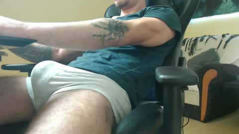 Snapshot of marioslim chatting on 02/24/25, 09:00 marioslim online show from 02/24/25, 09:00