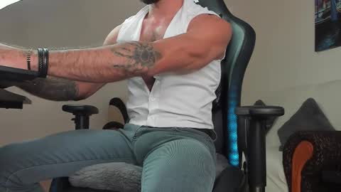 Snapshot of marioslim chatting on 09/25/25, 09:13 marioslim online show from 09/25/25, 09:13