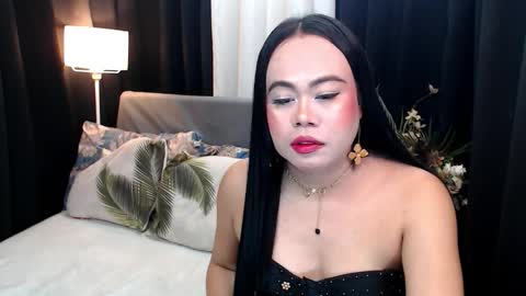 LEAH online show from 10/29/25, 09:00