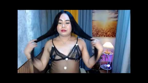 LEAH online show from 11/24/25, 05:01