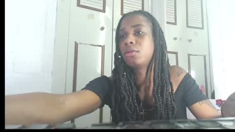 Nathaly online show from 12/19/24, 07:51