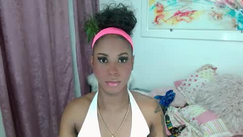 Nathaly online show from 11/23/25, 02:06