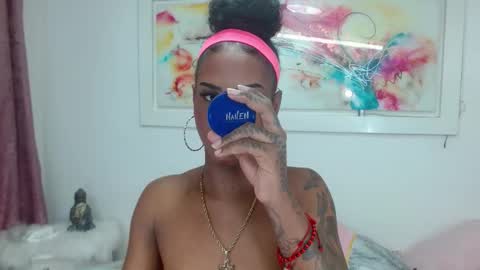 Nathaly online show from 11/30/25, 07:40