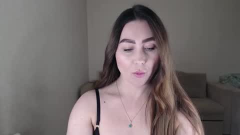 Snapshot of marishaarimova chatting on 10/03/25, 11:35 Marisha Arimova online show from 10/03/25, 11:35