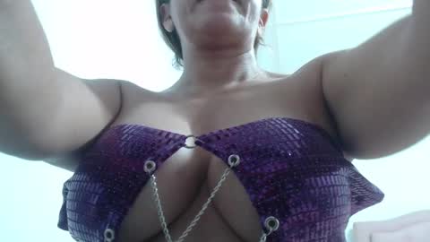mariska_69 online show from 02/13/25, 06:30