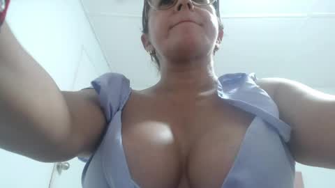 mariska_69 online show from 06/05/26, 01:45
