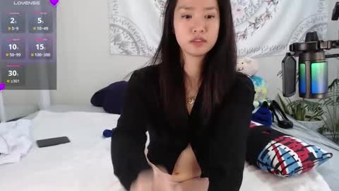 Snapshot of marissapeach chatting on 12/17/24, 06:31 MarissaPeach online show from 12/17/24, 06:31