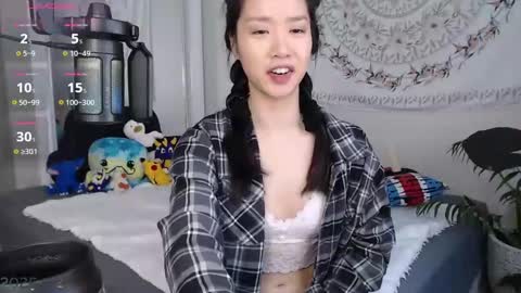 Snapshot of marissapeach chatting on 02/16/25, 02:43 MarissaPeach online show from 02/16/25, 02:43