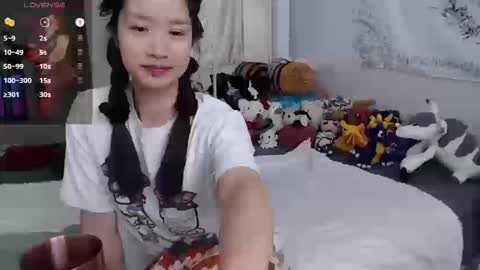 Snapshot of marissapeach chatting on 10/12/25, 02:49 MarissaPeach online show from 10/12/25, 02:49