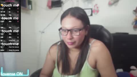 Snapshot of maritsa_millerr chatting on 11/26/25, 11:22 maritsa online show from 11/26/25, 11:22
