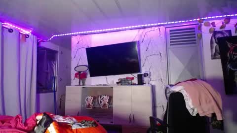 Maritza Ferrer -Samara Beltran online show from 10/23/25, 08:13