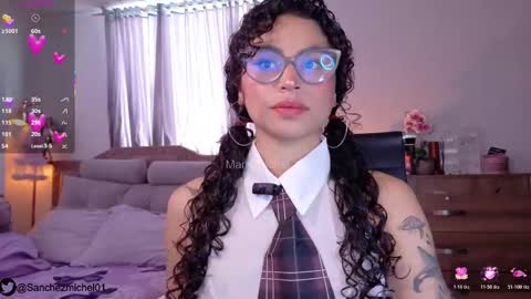    online show from 10/18/25, 07:03
