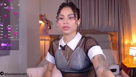    online show from 11/12/25, 06:03