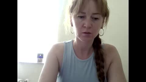 Snapshot of marizafouset chatting on 06/01/26, 02:19 MarizaFouset online show from 06/01/26, 02:19