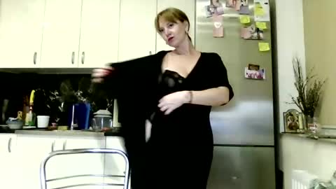 MarizaFouset online show from 06/26/26, 10:36