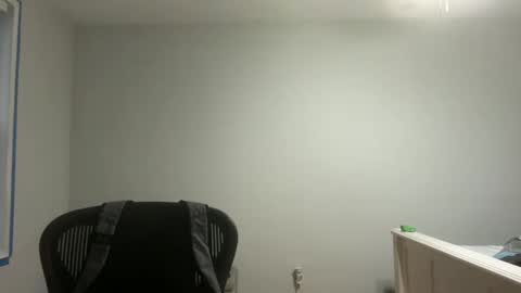 Snapshot of mark23803635 chatting on 12/15/24, 08:58 Mark23 online show from 12/15/24, 08:58