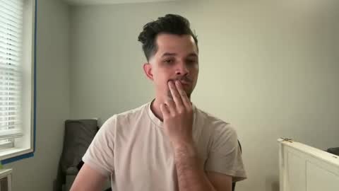 Snapshot of mark23803635 chatting on 02/16/25, 04:10 Mark23 online show from 02/16/25, 04:10