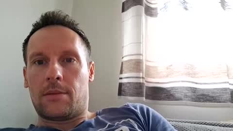 Mark online show from 02/11/25, 08:26