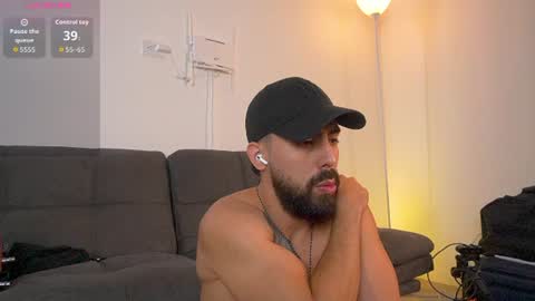 mark_broown_ online show from 06/19/26, 04:44