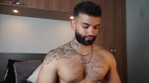 Snapshot of mark_hazze chatting on 09/13/25, 02:11 Mark online show from 09/13/25, 02:11