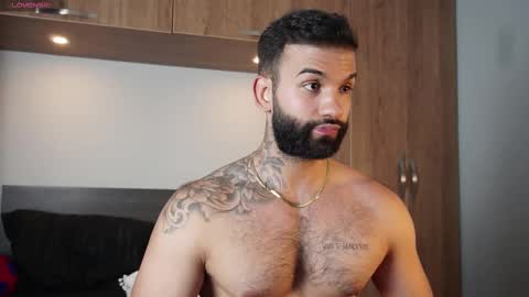 Snapshot of mark_hazze chatting on 09/20/25, 12:11 Mark online show from 09/20/25, 12:11