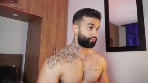 Snapshot of mark_hazze chatting on 10/01/25, 01:11 Mark online show from 10/01/25, 01:11