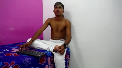 Snapshot of mark_latin18 chatting on 02/07/25, 12:50 mark_latin18 online show from 02/07/25, 12:50