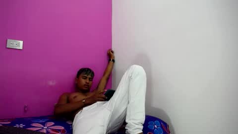 Snapshot of mark_latin18 chatting on 02/07/25, 07:06 mark_latin18 online show from 02/07/25, 07:06