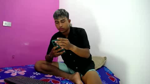 Snapshot of mark_latin18 chatting on 02/09/25, 06:22 mark_latin18 online show from 02/09/25, 06:22