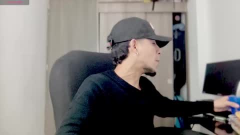 MODEL Mark Rut online show from 03/03/25, 05:42