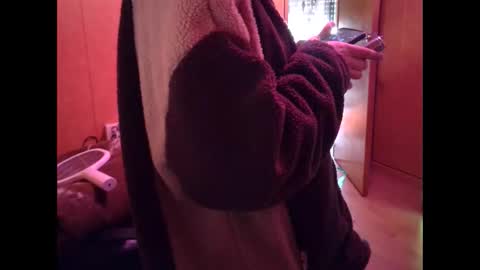 Snapshot of markbcnx chatting on 11/27/25, 11:45 markbcnx online show from 11/27/25, 11:45