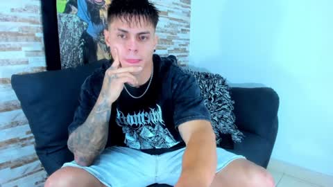 Sebastian online show from 01/04/25, 05:27