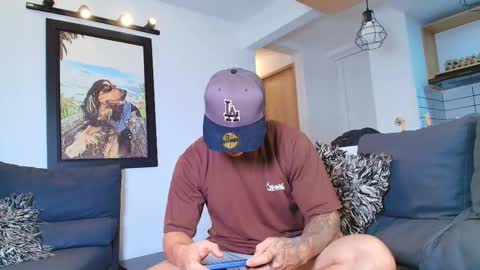 Snapshot of marko_toro__ chatting on 10/25/25, 10:59 Sebastian online show from 10/25/25, 10:59