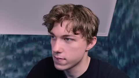 Snapshot of markshot_ chatting on 11/01/25, 04:31 markshot_ online show from 11/01/25, 04:31