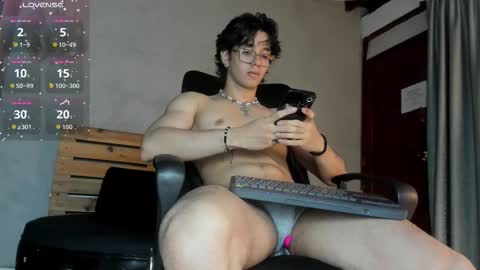 markuss___ online show from 10/17/25, 02:59