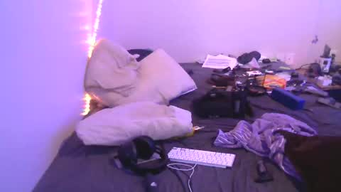 Snapshot of markymark101825061 chatting on 01/09/25, 01:02 markymark101825061 online show from 01/09/25, 01:02