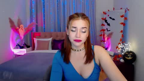 Snapshot of marladewis chatting on 10/19/25, 11:44 MarlaDewis online show from 10/19/25, 11:44