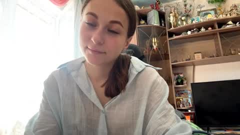 Lena online show from 06/05/26, 06:52