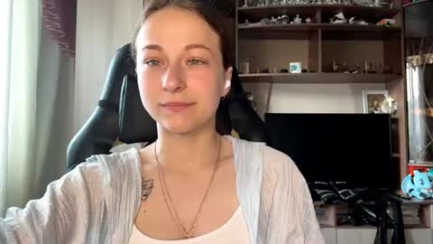 Lena online show from 06/19/26, 03:22