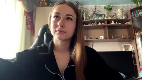 Lena online show from 07/08/26, 07:24