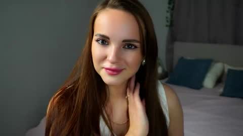 Snapshot of marlenegadley chatting on 10/06/25, 09:40 Kira online show from 10/06/25, 09:40