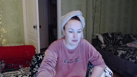 MarleneXDietrich online show from 02/26/25, 12:03