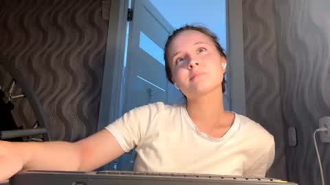 Snapshot of marloginanni chatting on 07/01/26, 12:07 Mia online show from 07/01/26, 12:07