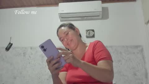 Snapshot of marly7890 chatting on 01/17/26, 02:38 marly online show from 01/17/26, 02:38