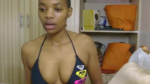 Snapshot of marly_babe chatting on 03/30/26, 02:01 Marly online show from 03/30/26, 02:01