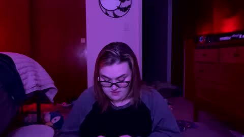 Snapshot of maroon_moon chatting on 02/19/25, 05:49 maroon_moon online show from 02/19/25, 05:49