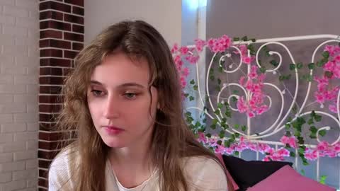 Snapshot of marquitamergel chatting on 04/08/26, 09:42 Andriella online show from 04/08/26, 09:42